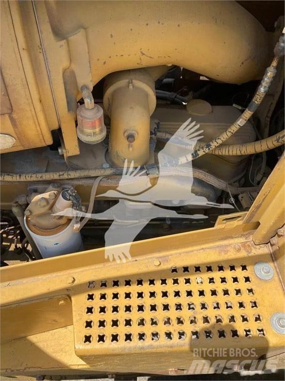 CAT D8N Bulldozer