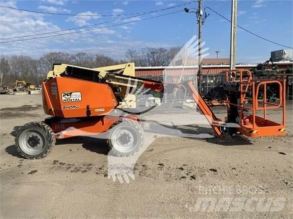 JLG 340AJ Gelenkteleskoparbeitsbühnen