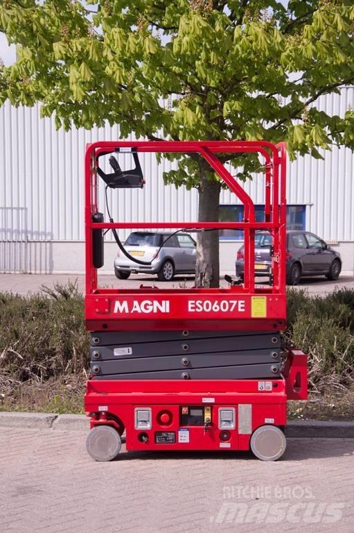 Magni ES0607E Scheren-Arbeitsbühnen