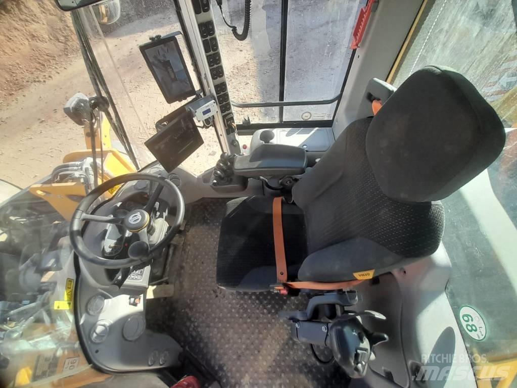 Volvo L 120 H Radlader