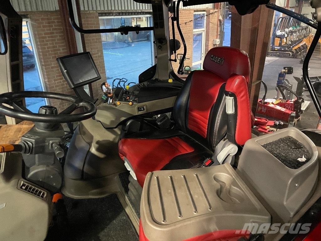 Case IH Puma 240 CVX Traktoren