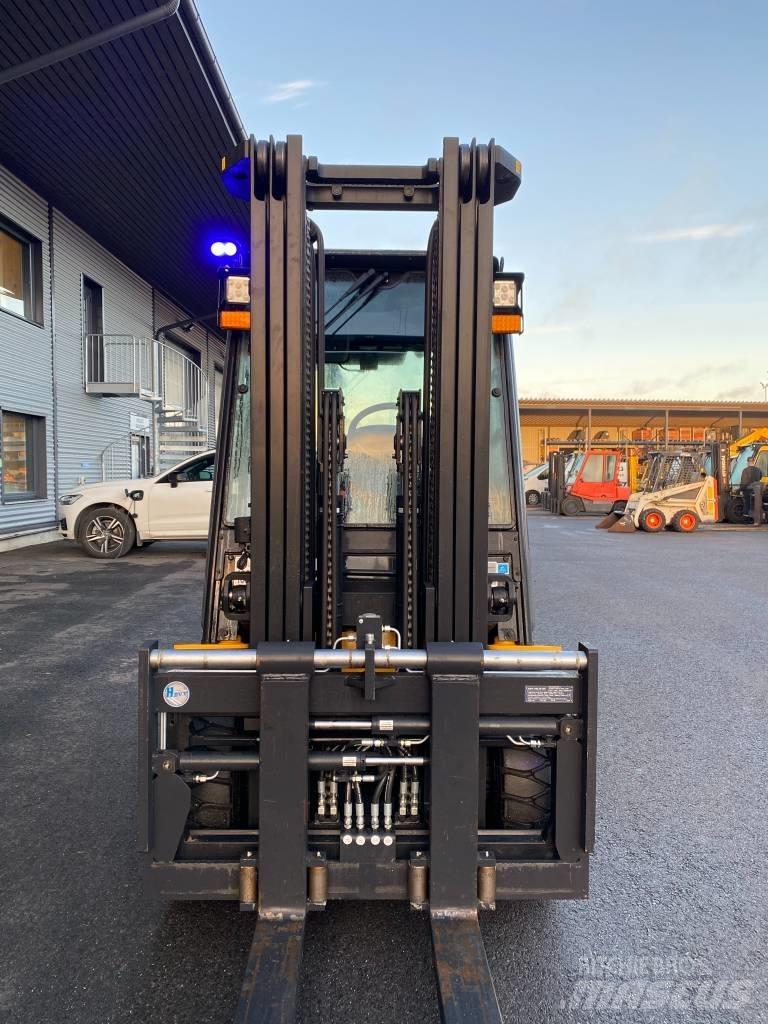 Hyundai 35DA-9 Diesel heftrucks