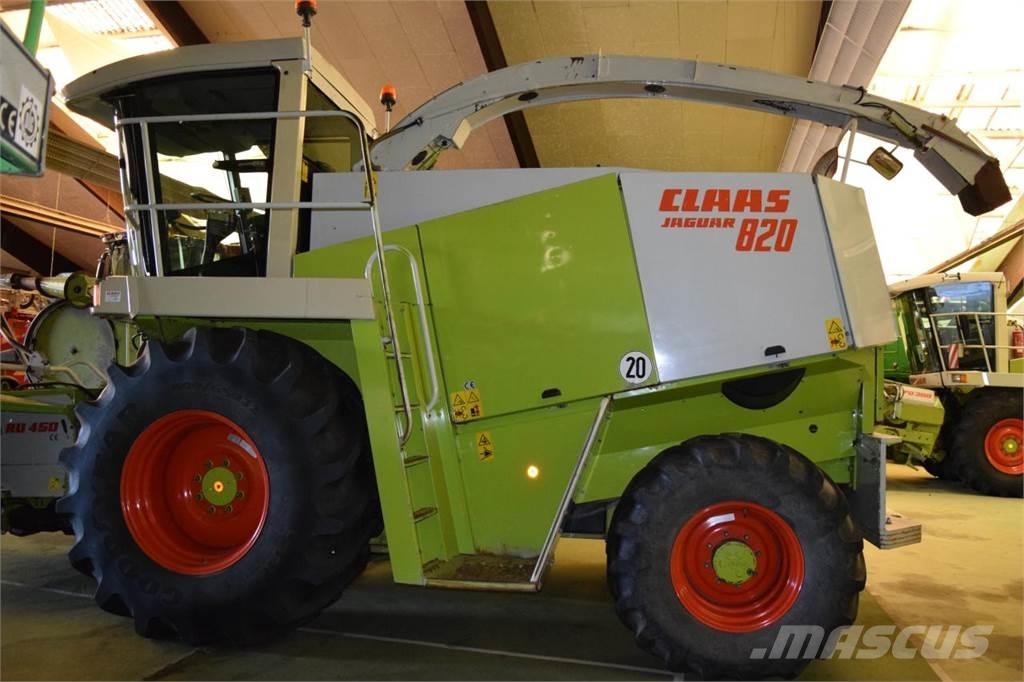 CLAAS Jaguar 820 Selbstfahrende Häcksler