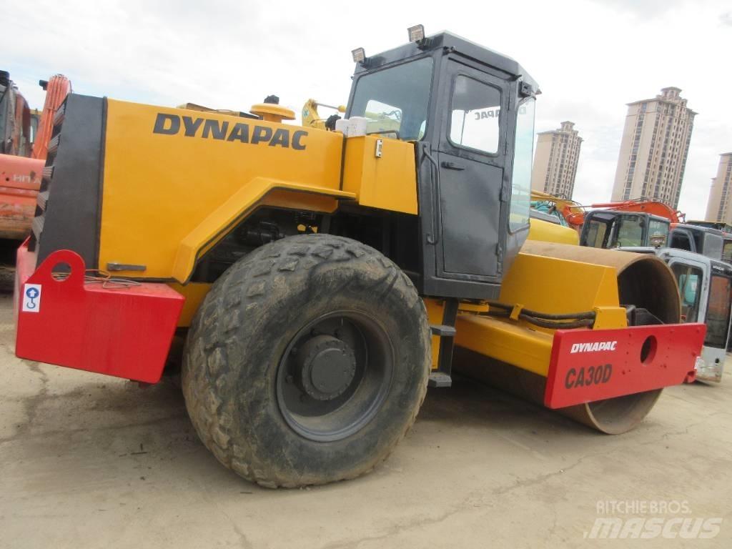 Dynapac CA 30 D Walzenzüge