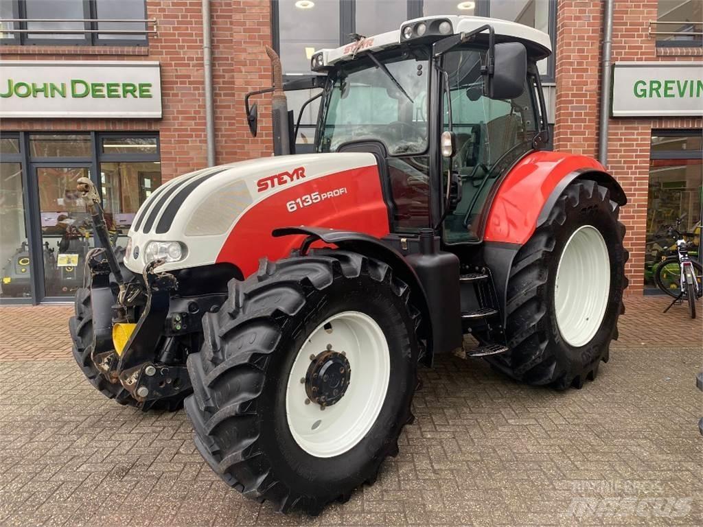 Steyr 6135 Profi Traktoren