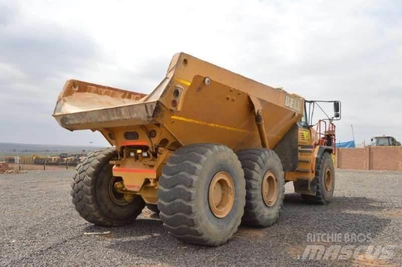 Bell B40D Dumper - Knickgelenk