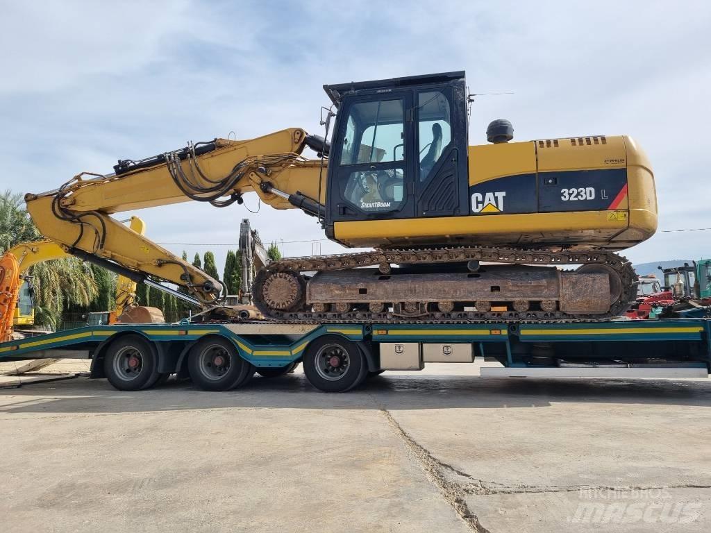 CAT 323 D L Raupenbagger