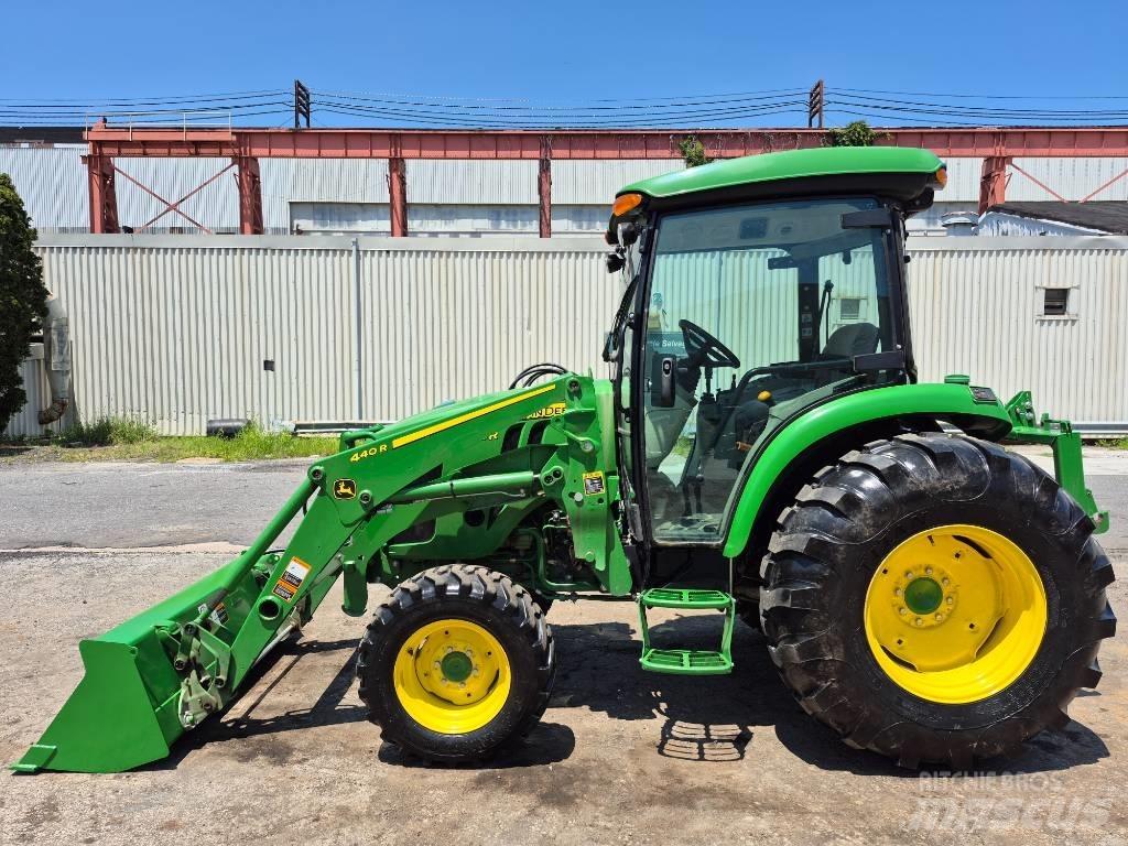 John Deere 4044 R Traktoren