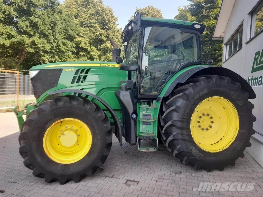 John Deere 6215 R Traktoren