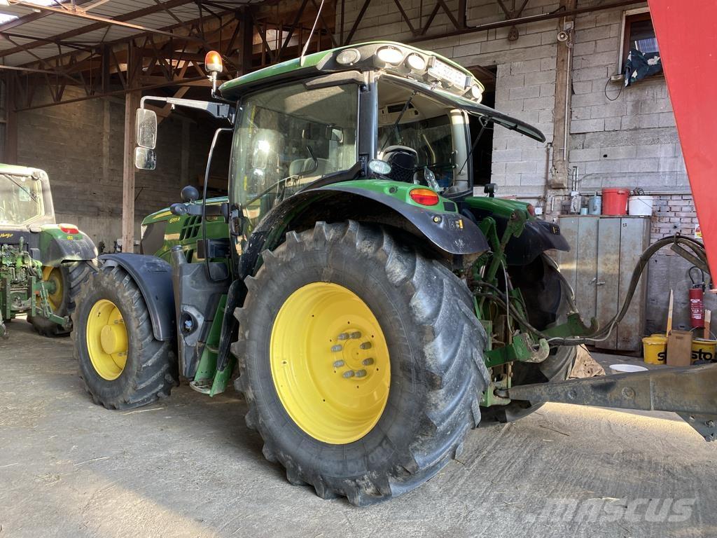 John Deere 6155R Traktoren