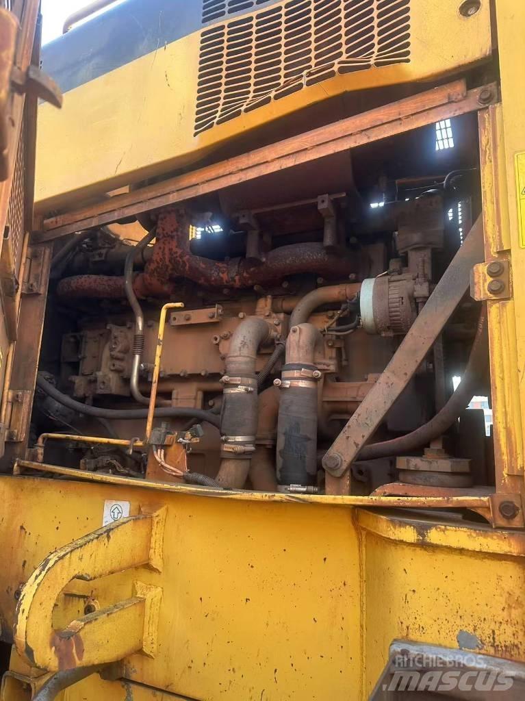 Komatsu WA 600-6 Radlader