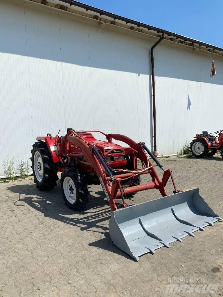 Mitsubishi MT33+tur Kleintraktoren