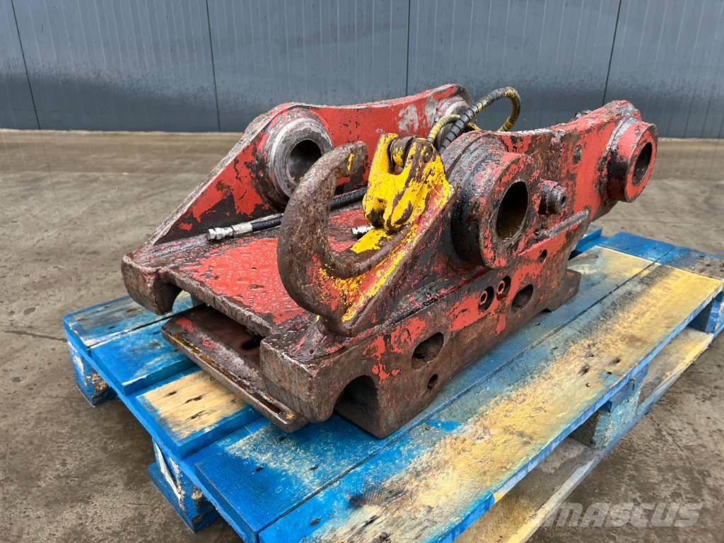 Engcon S70 - 323D Schnellwechsler