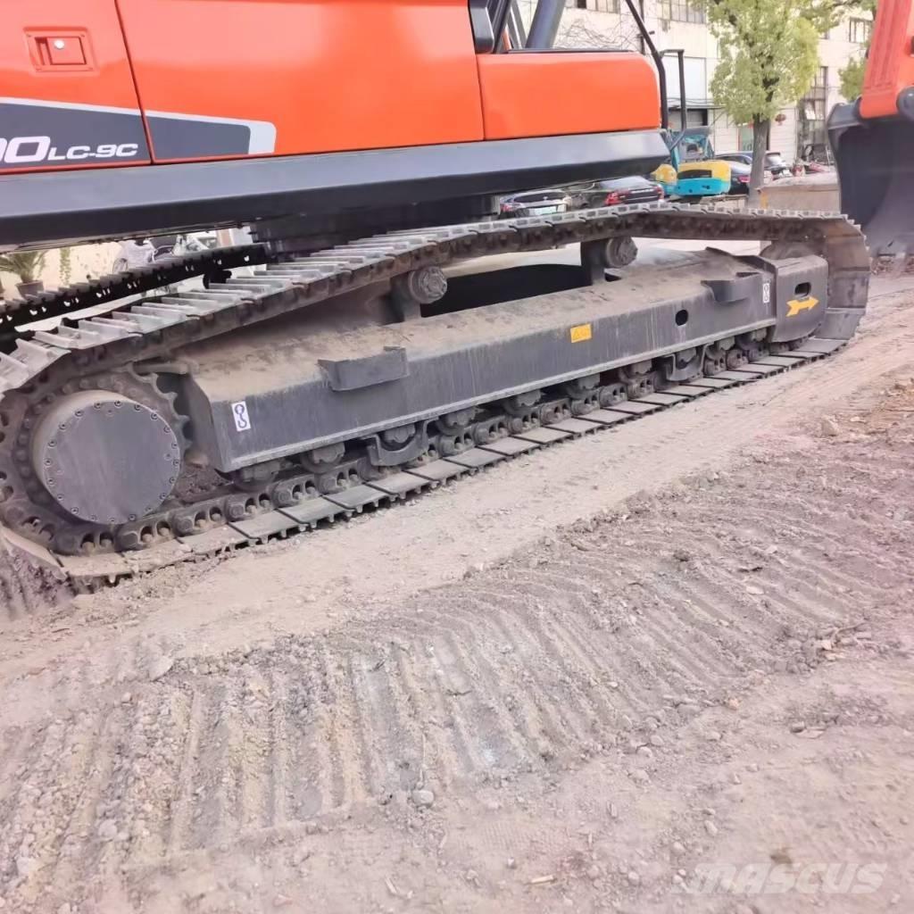 Doosan DX 300 Raupenbagger