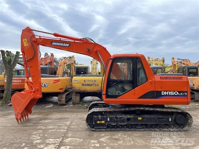 Doosan DH 150 Raupenbagger