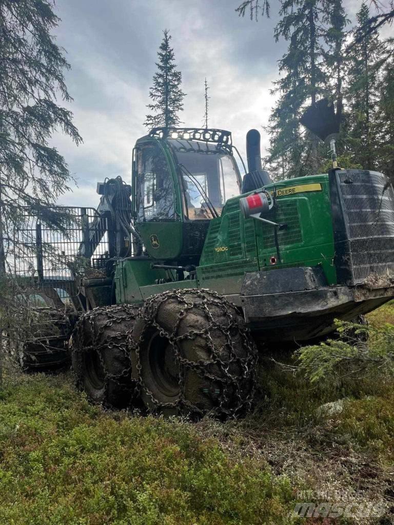 John Deere 1910G Forwarder