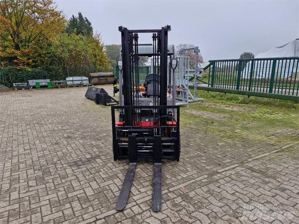 Manitou ME 420 Sonstige Landmaschinen