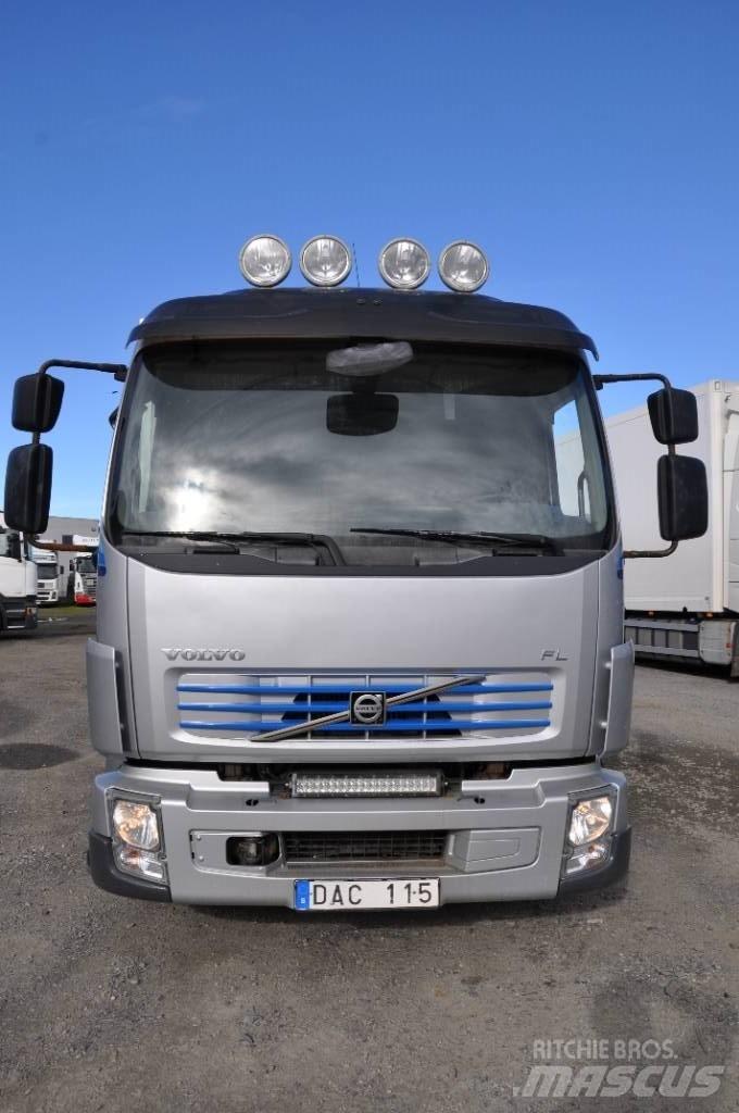 Volvo FL240 4X2 Kühlkoffer
