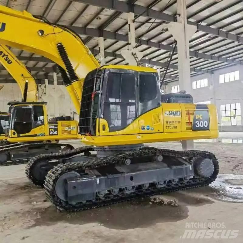 Komatsu PC300-7 Raupenbagger
