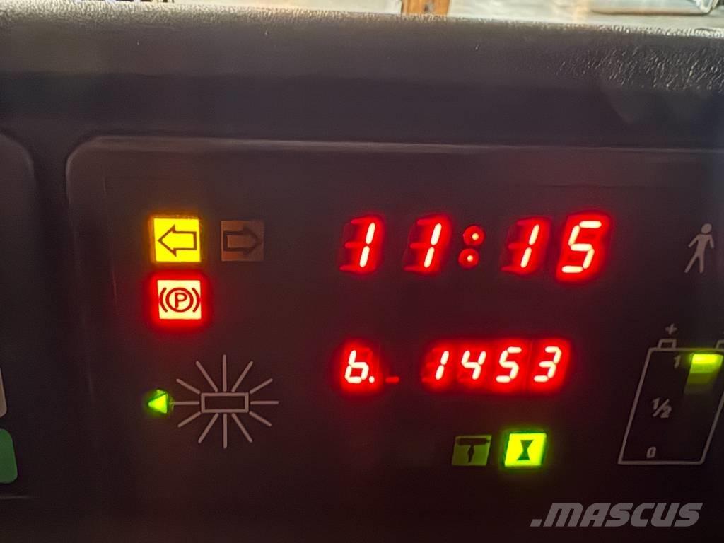 Toyota RRE 140 Schubmaststapler
