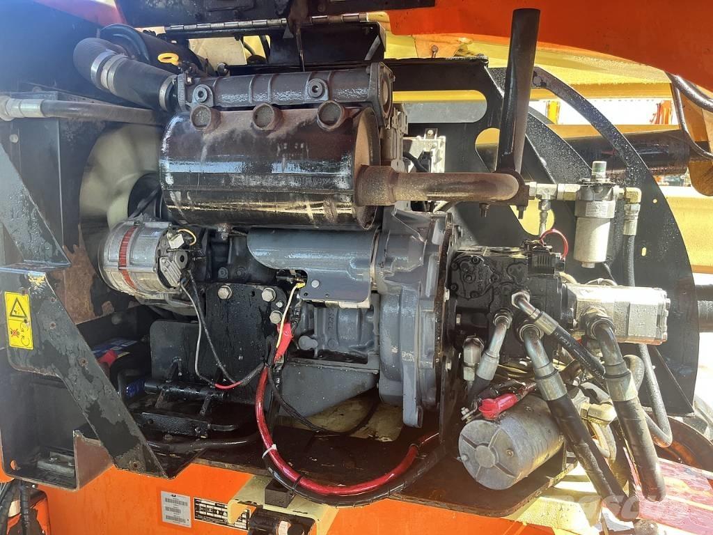 JLG 450 AJ II Gelenkteleskoparbeitsbühnen