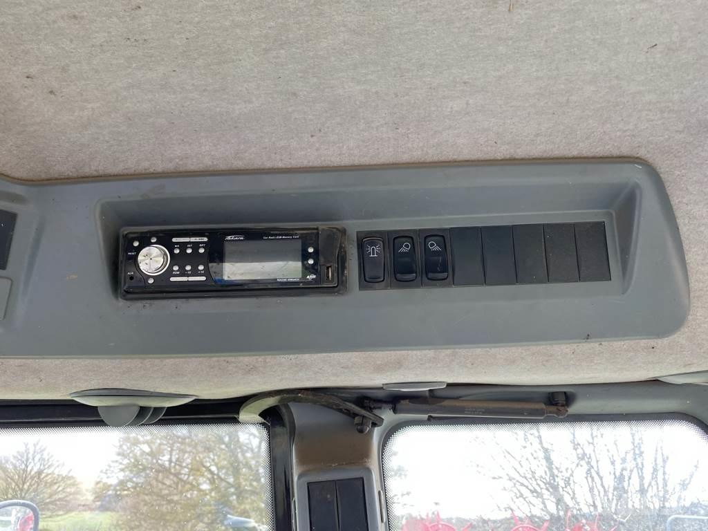 Valtra N92 HITECH Traktoren