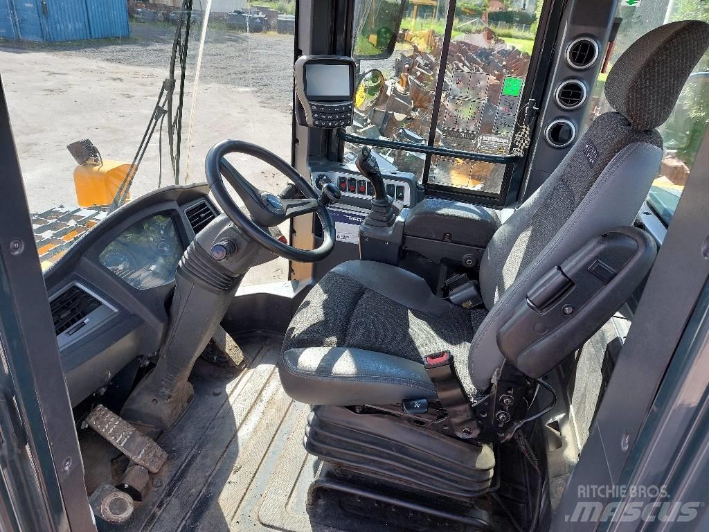 Hyundai HL 960 Radlader