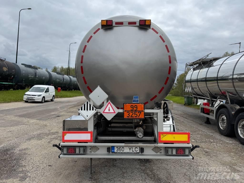 Feldbinder TSA 32.3 Tankanhänger