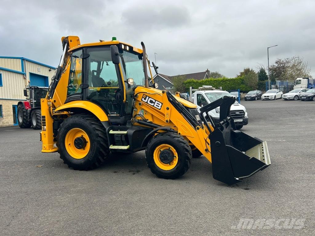 JCB 3CX 81kW / 108 BHP Baggerlader