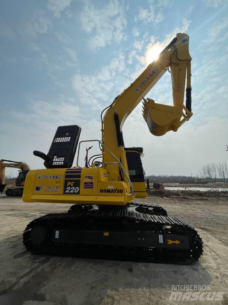Komatsu PC220-8 Raupenbagger