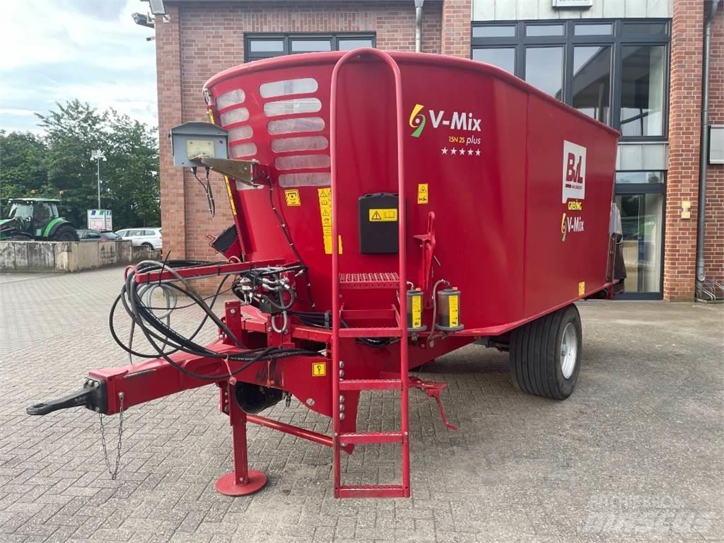 BvL 15N 2S plus Futtermischwagen