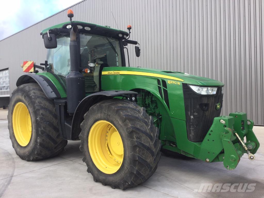 John Deere 8370R Traktoren