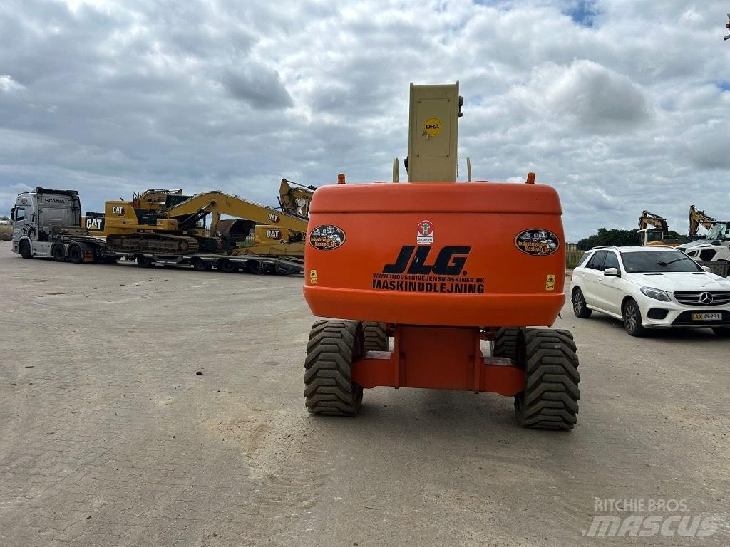 JLG 860 SJ Teleskopbühnen