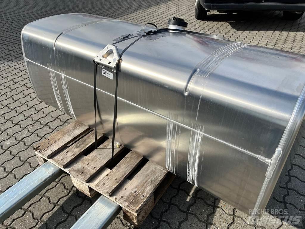 DAF XG Kraftstoff- und Zusatzstoffbehälter