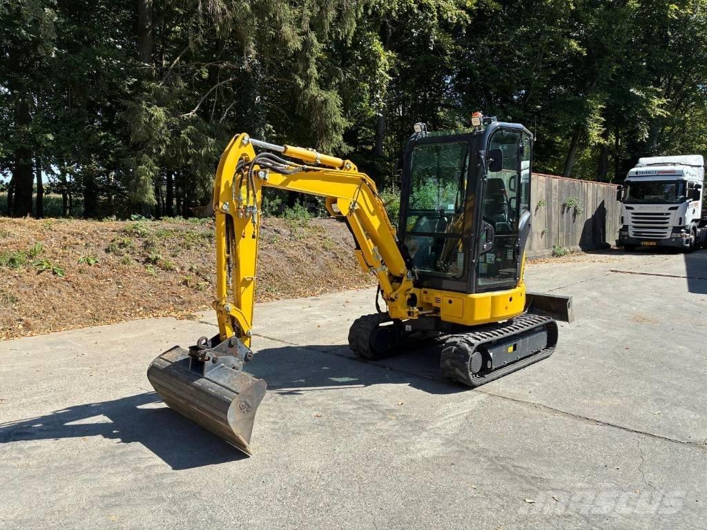 Komatsu PC26MR-5 Minibagger < 7t