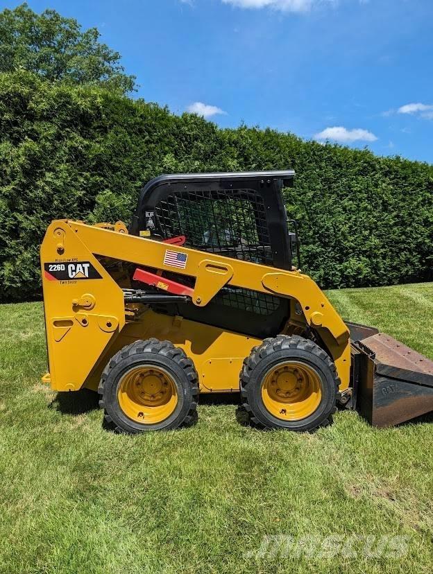 CAT 226 D Kompaktlader