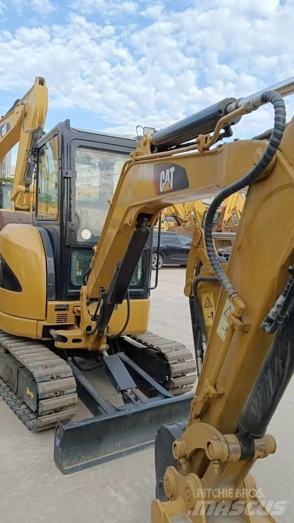 CAT CAT302D Raupenbagger