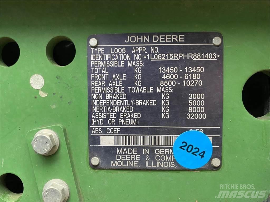 John Deere 6215R Traktoren
