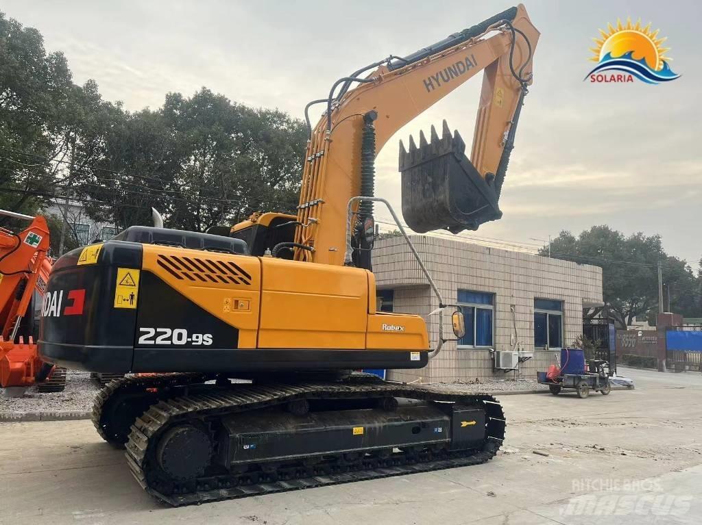 Hyundai R220-9S Mobilbagger