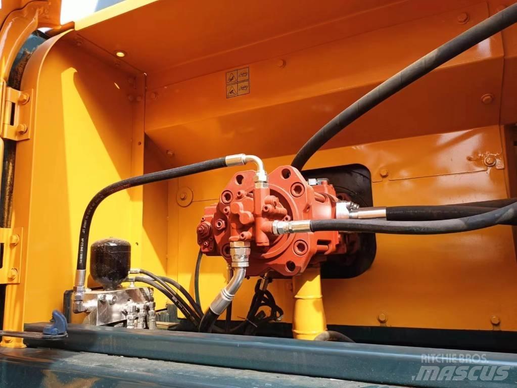 Hyundai 305-9 Raupenbagger