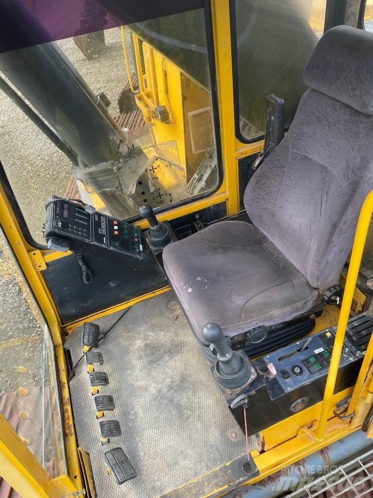 Volvo EC450 Raupenbagger