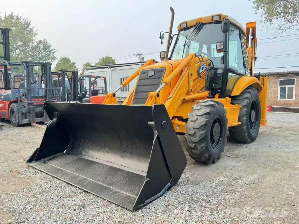 JCB 3CX Baggerlader