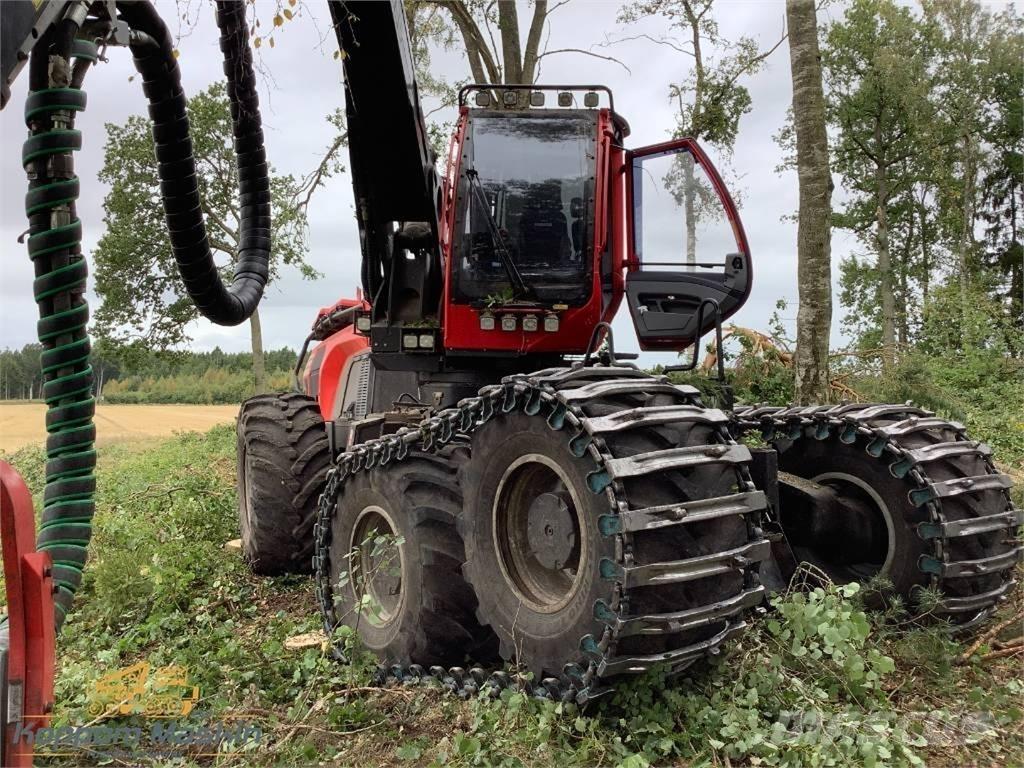 Komatsu 951 Harvester