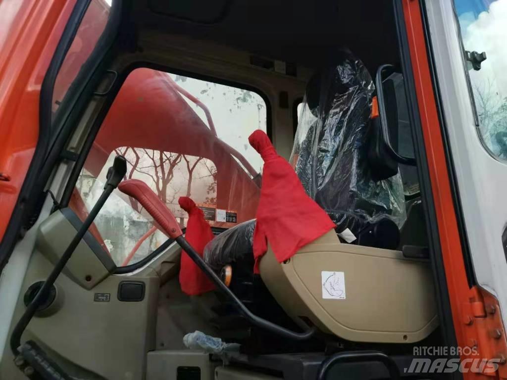 Doosan DH 220 LC-7 Raupenbagger