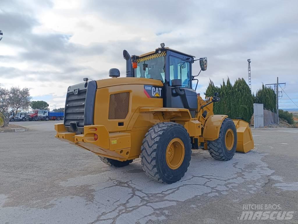 CAT 930M Radlader
