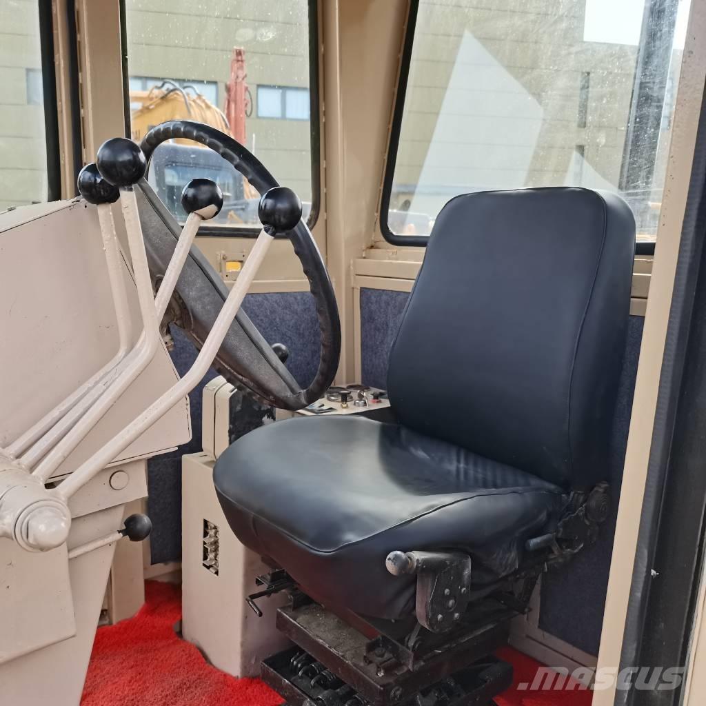CAT 140k Grader