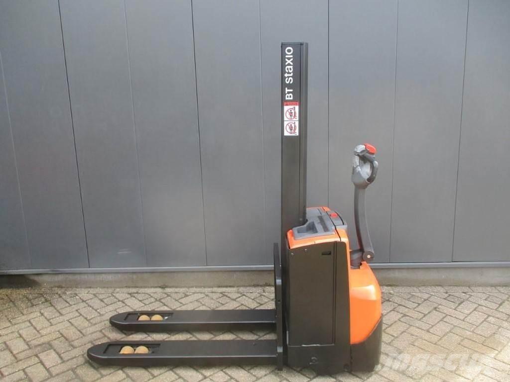 BT SWE 080L Deichselstapler