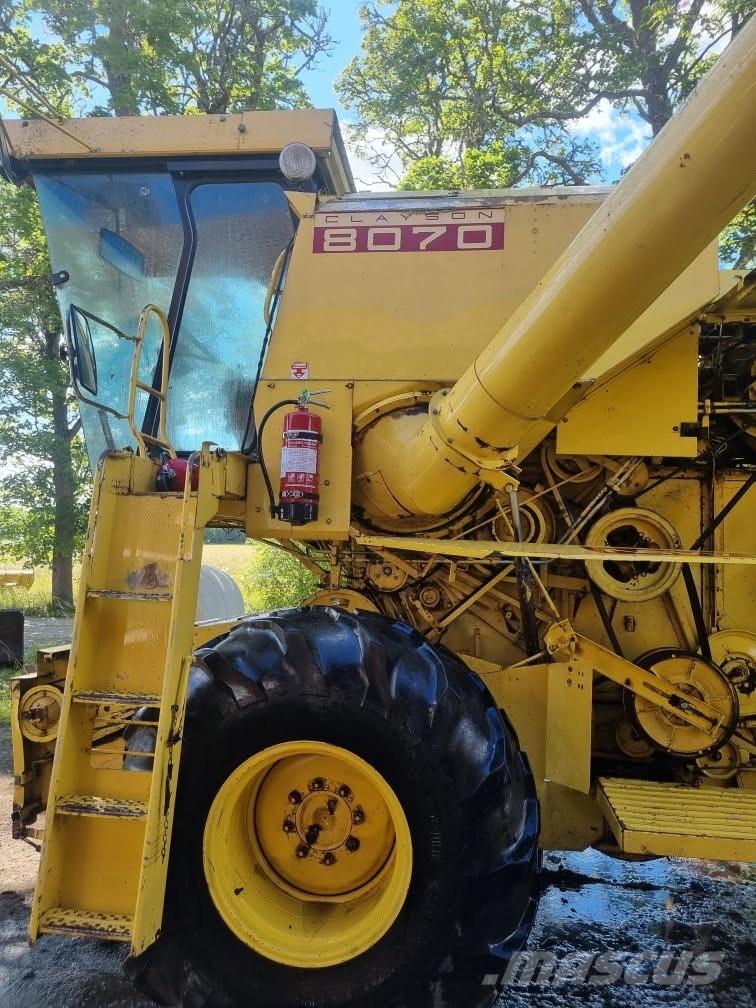 New Holland 8070, 20” Mähdrescher