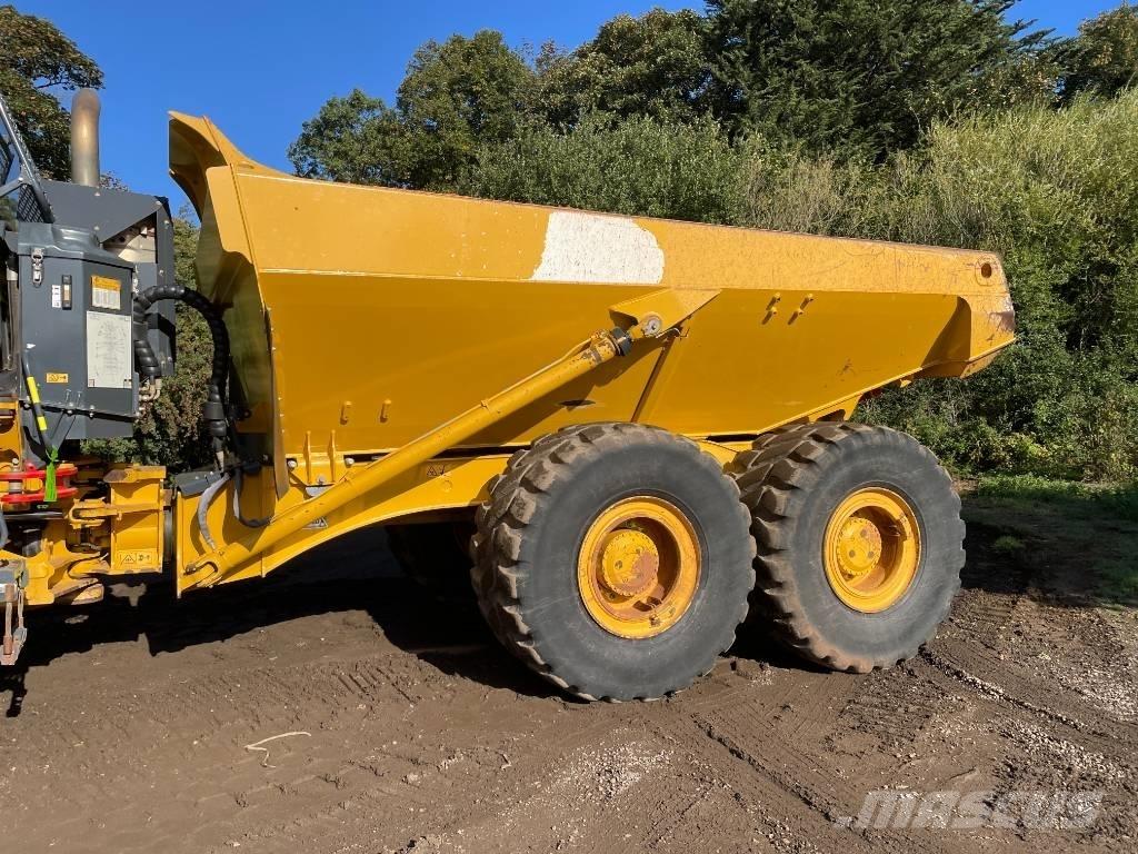 Bell B 25 E EPA Dumper - Knickgelenk