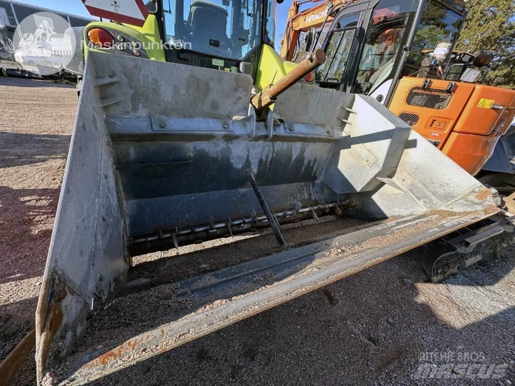 CLAAS Arion 410 Traktoren